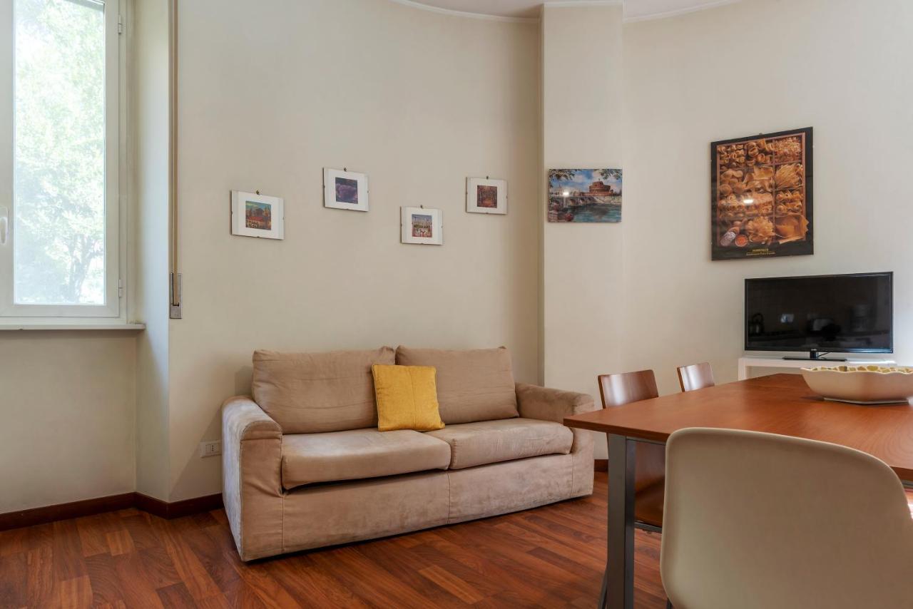 Piazza Re Di Roma Apartment Exterior foto